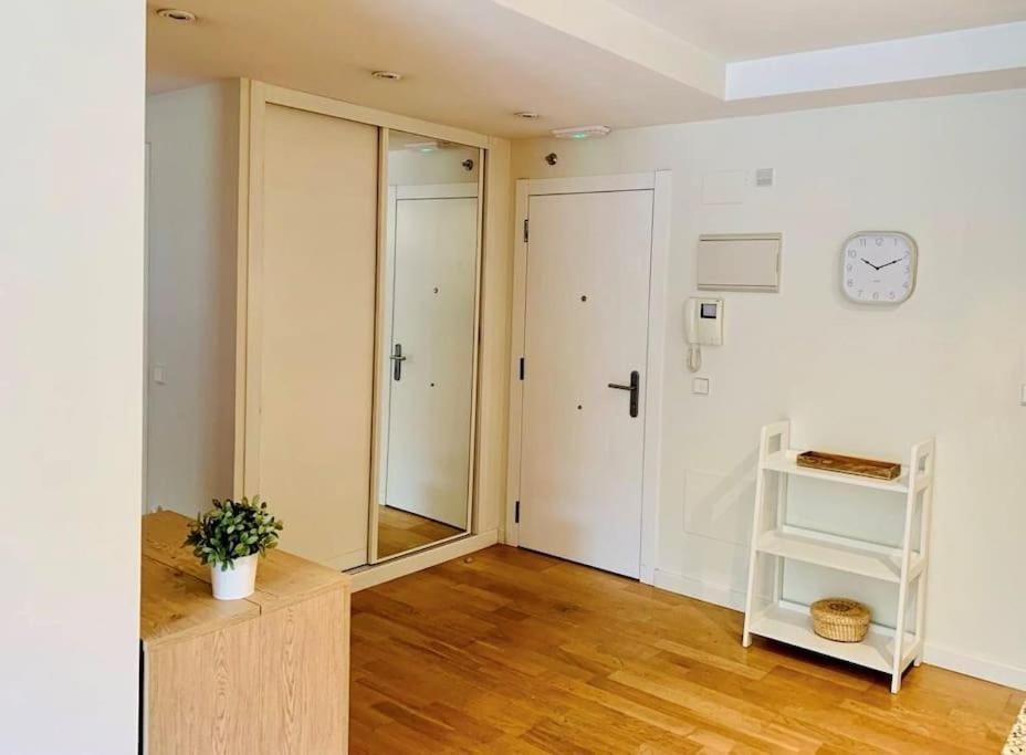 Precioso - Moderno Terraza Y Parking, 2 Hab, 2 Banos, 6-7 Pers - Dispo Abril Y Mayo Llanes Εξωτερικό φωτογραφία